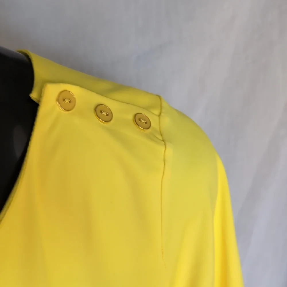 Peck & Peck Yellow, Green and Coral Blouses Classic Knit Tops - Picture 8 of 13